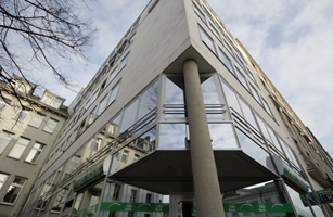 Theaterplatz 17 am hinteren Ende des Stadttheaters